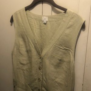 Cute jumper with front and side pockets